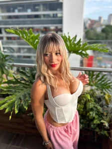 IsabelBornner The Blonde Queen 사진