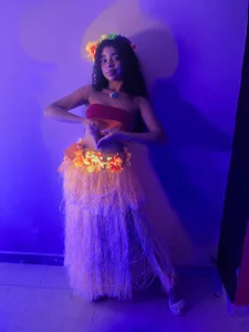 lucie_petite i am mohana Immagine  2