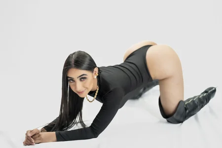 VictoriaFerrerh Public Immagine  2