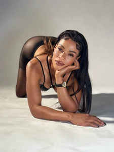 sashamonroe__ Not just a model a fantasy ✨ slika 6