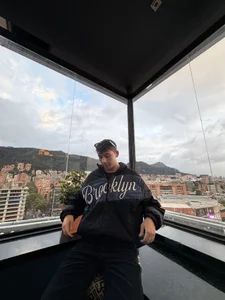 oliver_kyy ✨🍷 Εικόνα 3