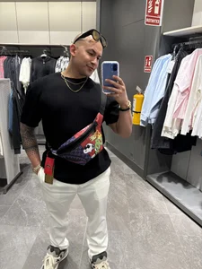 Elliotvelez kullanıcısının Public albümü -  7 fotoğraf