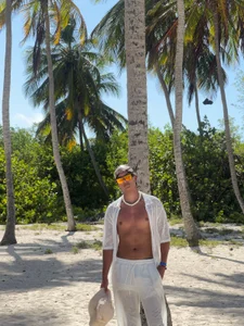 Public od Leo_Savage_  4 snímek