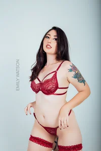 Emilywatsonn Public 사진 5