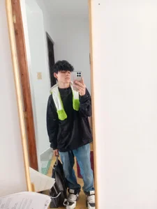 Leo_Glow: horny young man ( 2 фото)