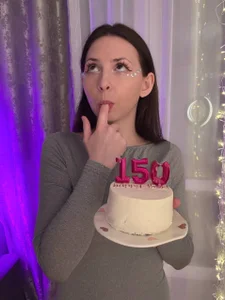 EllaeternityのThanks for 150000 followersの 2枚の写真