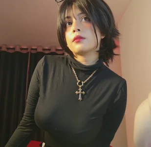 EmillieX Public slika 2