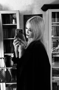 BlondyLedy Public зображення