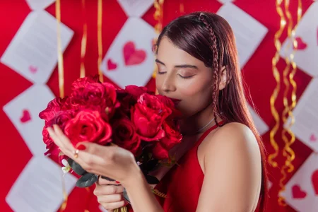 Your Valentine ❤️ od Cloesweet_1  8 snímek