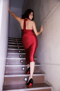 Sofy_Bradd A Moment Before the Kiss Pic 4