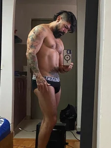 Valentino_0のPublicの 4枚の写真