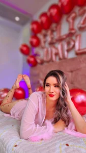 It's my birthday od Lee_Haneul  5 snímek