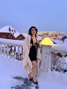 Maya_RogerssWinter photo shoot for my favorite viewers❄️❤️‍🔥图片 6