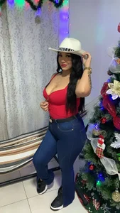 Iris_Black: Public ( 4 фото)