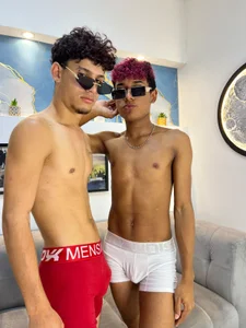 Public de YUMMY_BOYS3  2 Imagens