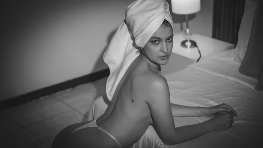 Maia_Glow Noir Εικόνα 3