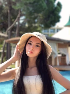 Alicenneya Sexy me Hình