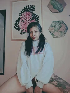 valevicious hello Pic 5