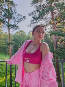 _Kiki_angel_ Public Pic 9