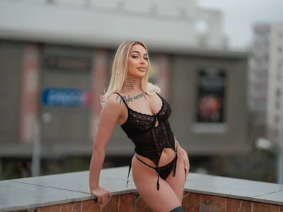 AmmyDanger Look and admire Pic