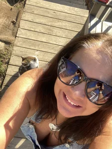 RachaelRay69 Public Pic 8