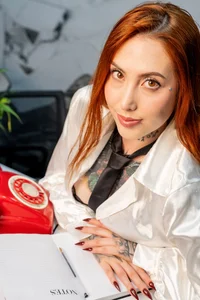 mariianna_lopez_ Can I help you with something boss? Pic