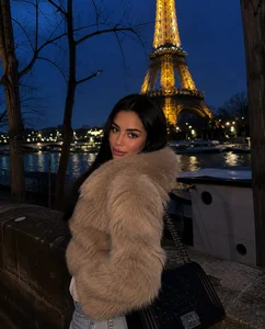 travel with me in paris🗼 de ParisianDoll Foto 7