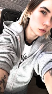 DaisyColl 💖 Pic 4