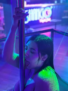 Cabaret night 🎬 od KendalMilleer  3 snímek