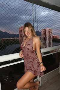 CherryLexi_ Public 사진 4