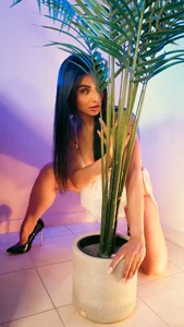 Samantha_Velle your angel hot in white Εικόνα 7