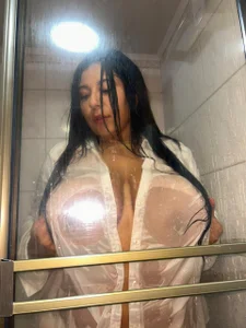 KendalMilleer Mood: Fresh out of the shower 圖片 3