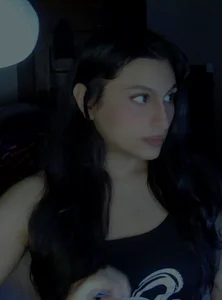 Evyniadoll Public Pic