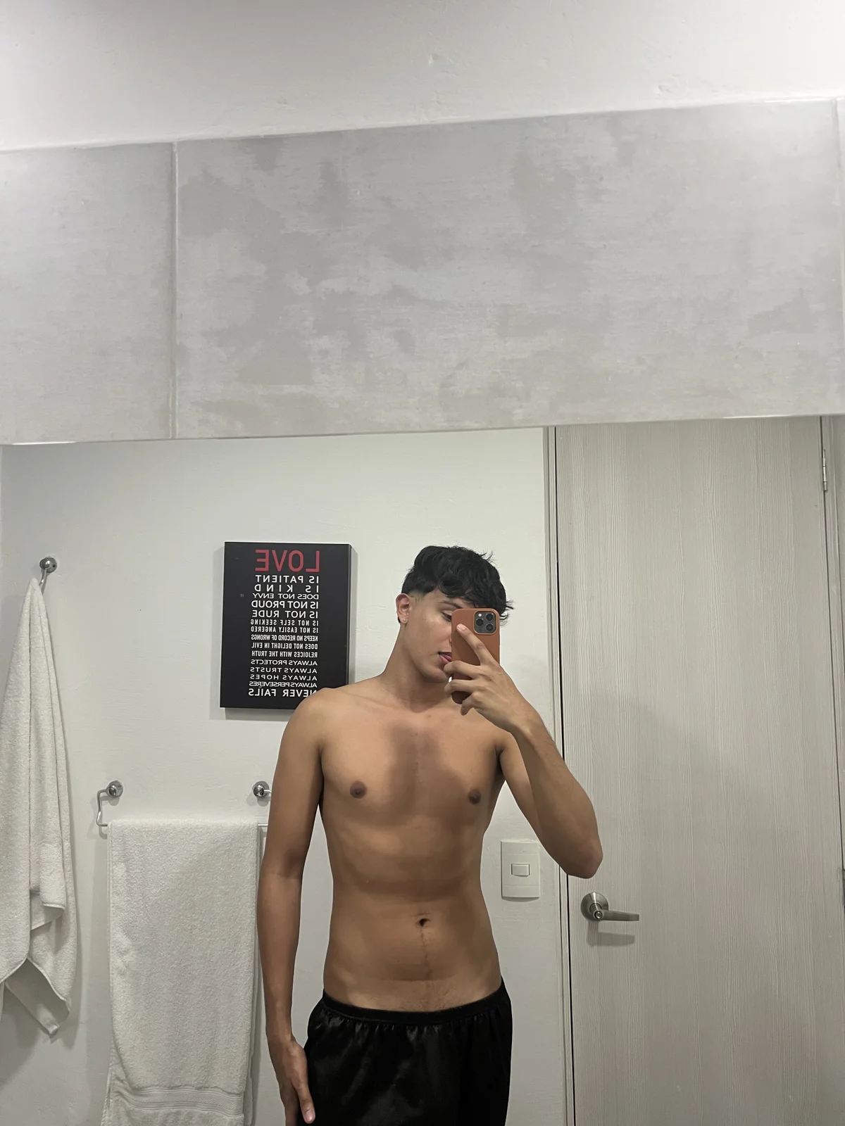 Leo_Savage_ Image populaire  3231