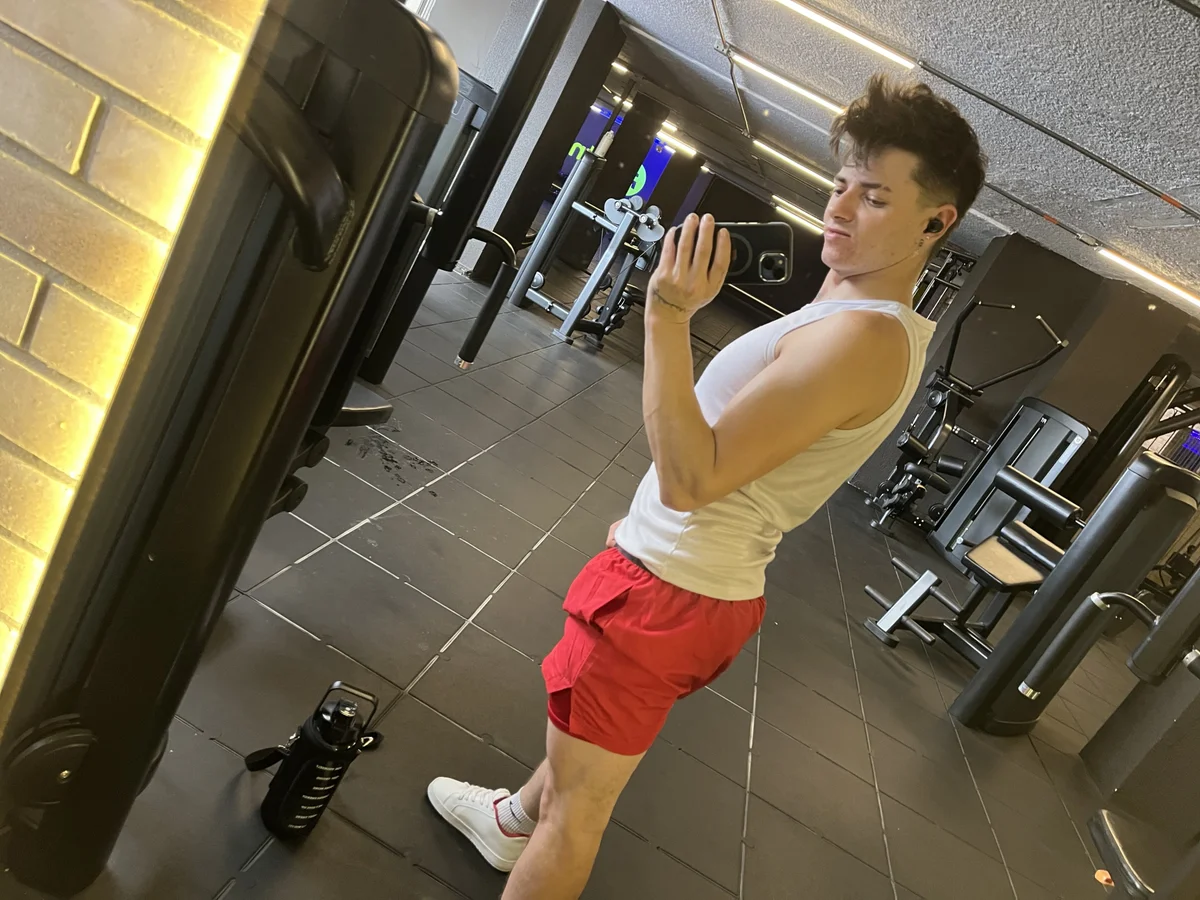 Трендове зображення  951 tossetrech