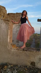 Eva_Melow Genuine success grows out of the ruins of your failures! You can rate my photos with tips😘 Pic 6