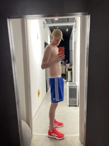 Just me od SilentLukas  6 fotka