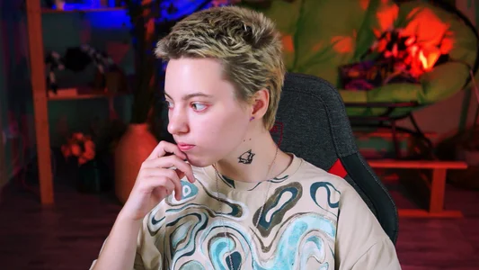 RocKStone_ a room without ghosts! Pic 4