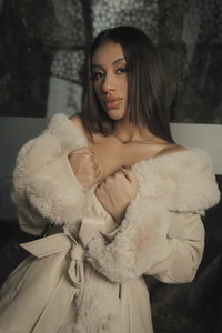 DannaCruz kullanıcısının Soft Cool albümü -  4 fotoğraf