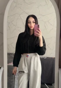 Public de shy_brunet  4 Imagens