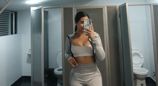 lara_madisson 💋 Ass Pumpers Pic 4