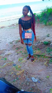 cheeksav8 Public Pic 3