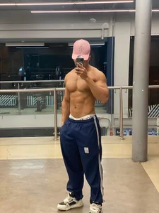 Blake_Culhane I hot Gambar