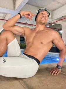 Jean_Prime Private pool time? Now? 💦 Pic 7