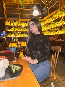 Mia_222 Sometimes i like just to go out and and have a nice dinner🦋 Pic 2