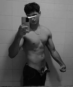 Mark_Evans1 Public 사진