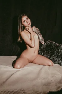 scarlet-jonesxPublic Bild 3