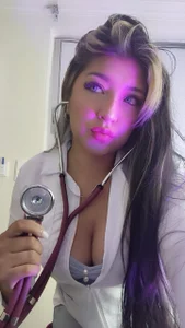 Dahiana_Dmour_ Nurse by day… temptation by night 🩺 Pic 7