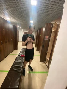 KellyTwink gym 💪🏻 Gambar