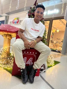 Noahlang_01 Feliz Pic